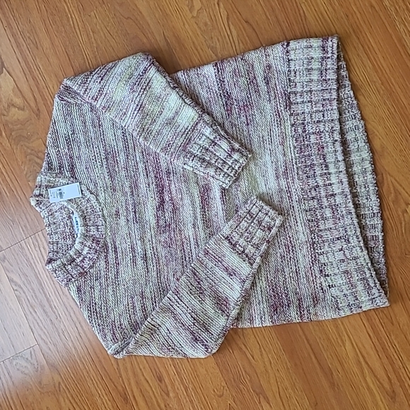 **NWT**Pink Marbled Sweater - Picture 2 of 7